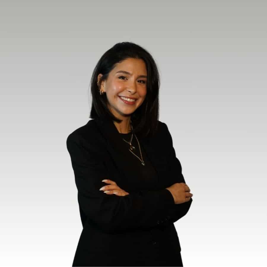 ilkim dilara bezek kıdemli analist